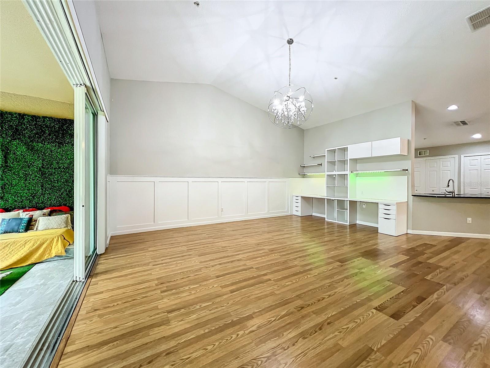 Image 30 of 83 For 2525 San Tecla Street 104