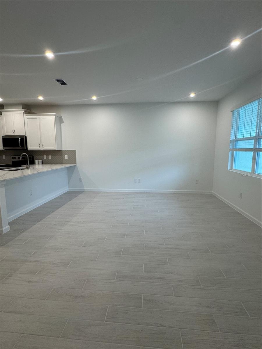 Image 4 of 30 For 1314 Tarflower Drive