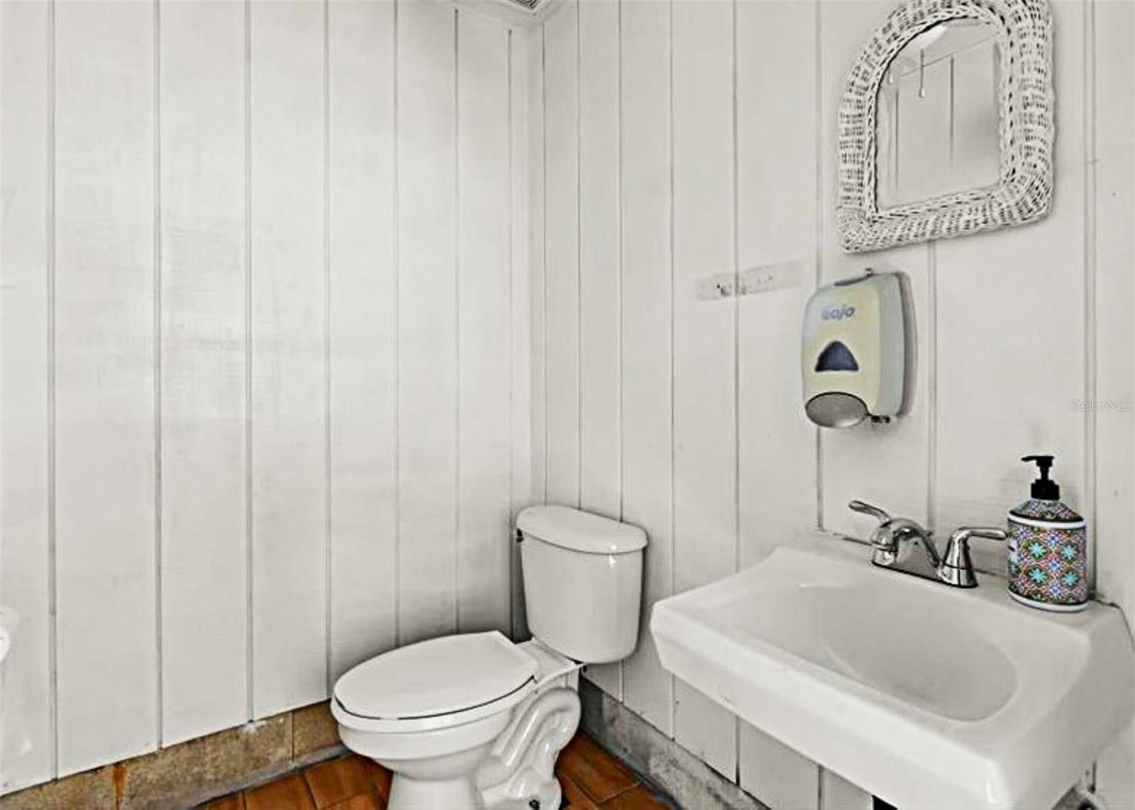 Image 15 of 21 For 25458 Antler Street