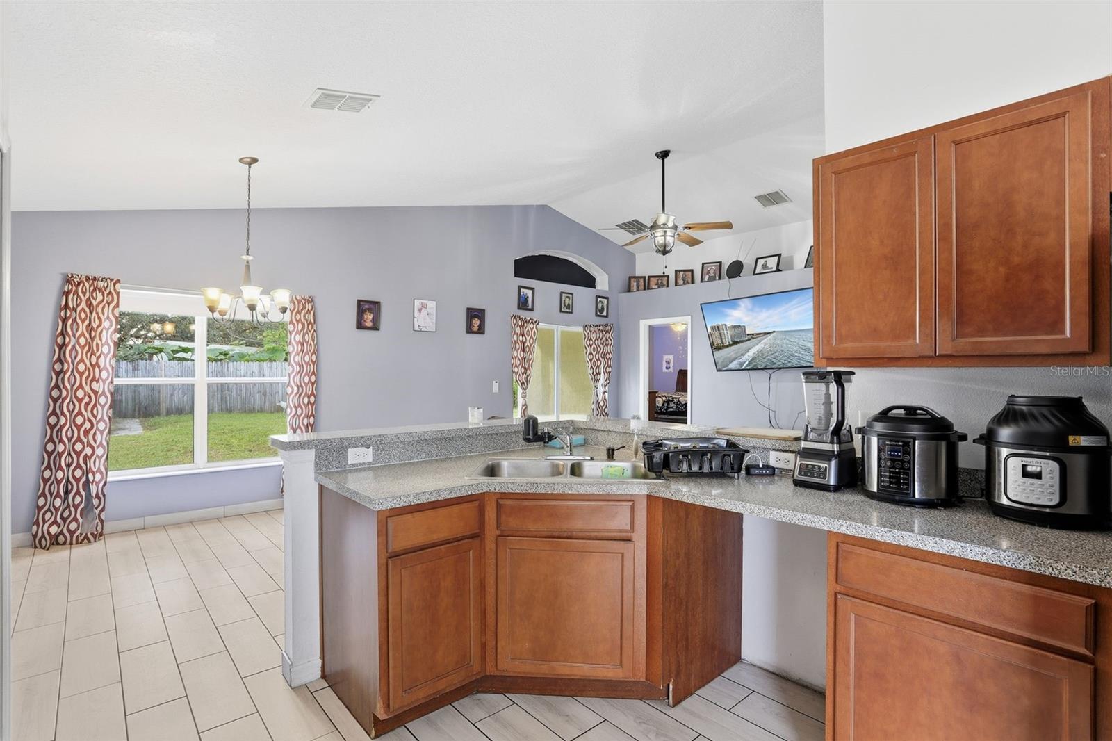 Image 14 of 32 For 9920 4th Avenue