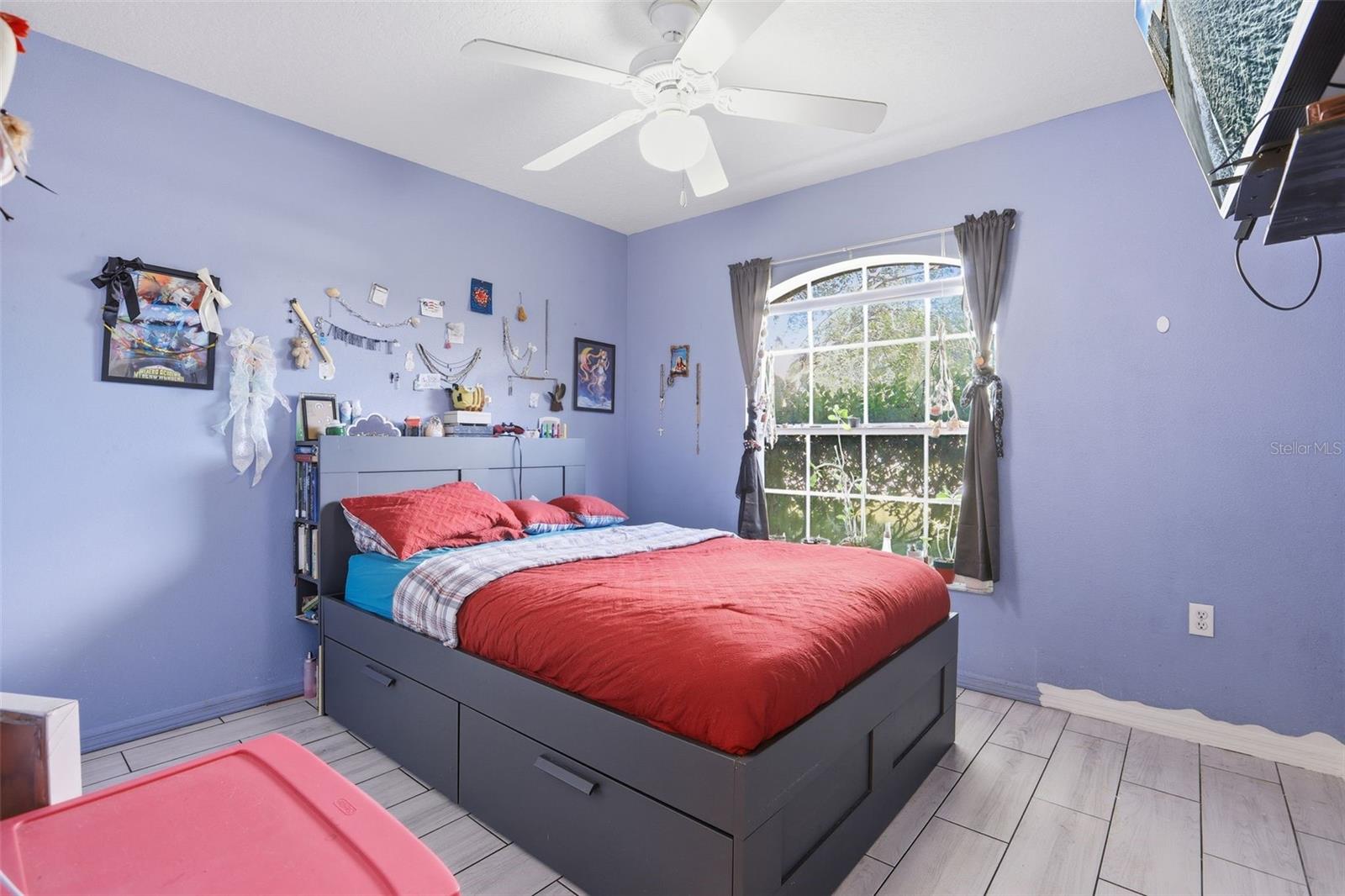 Image 20 of 32 For 9920 4th Avenue