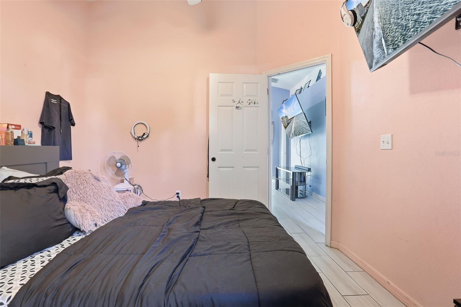 Image 24 of 32 For 9920 4th Avenue