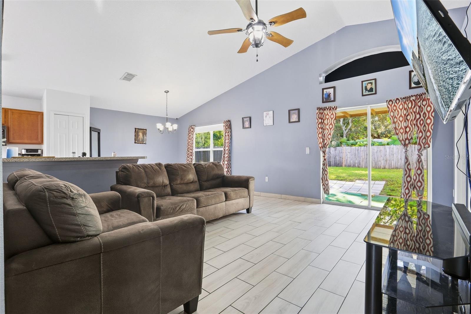 Image 7 of 32 For 9920 4th Avenue