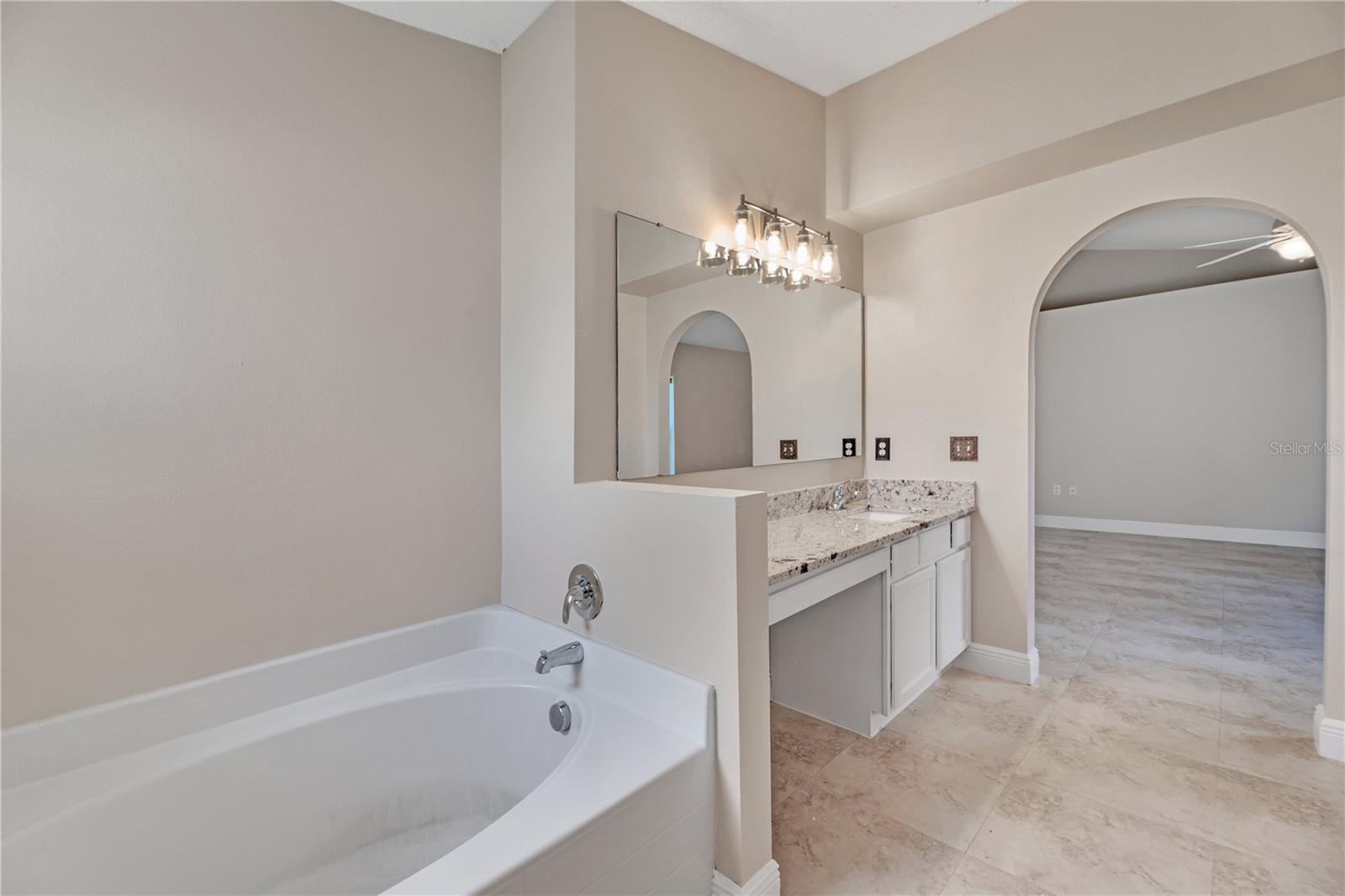 Image 13 of 26 For 1109 Ronlin Street