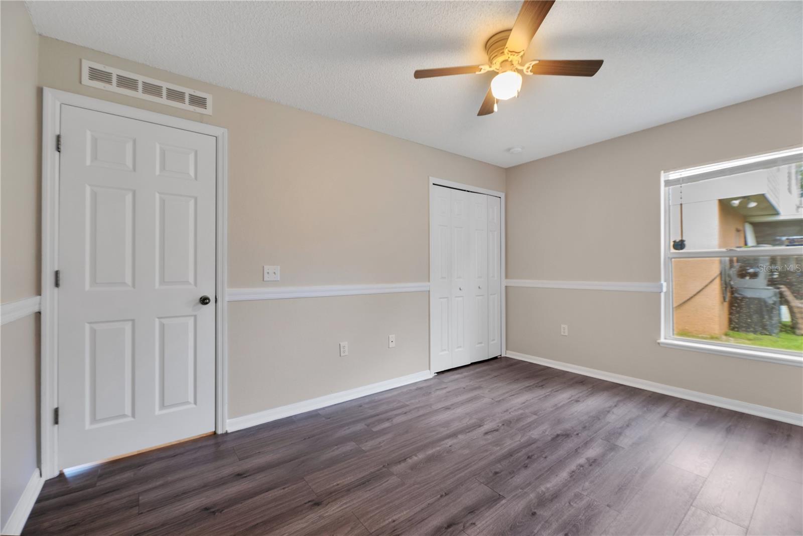 Image 18 of 26 For 1109 Ronlin Street