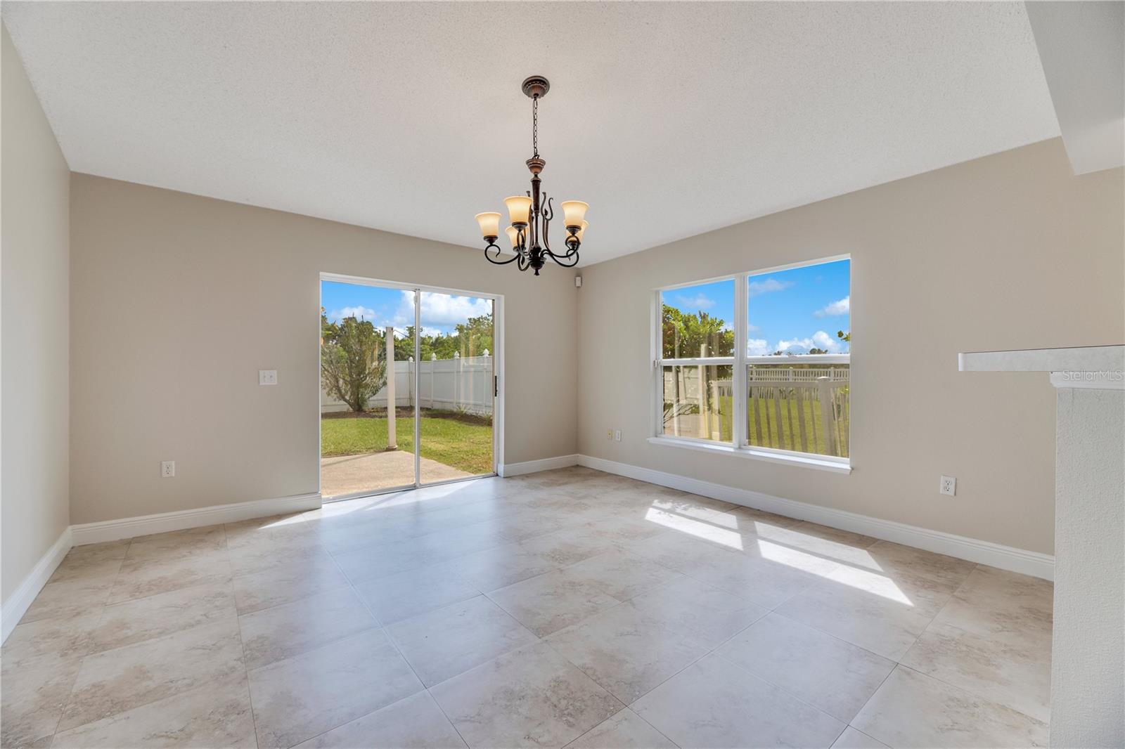 Image 7 of 26 For 1109 Ronlin Street