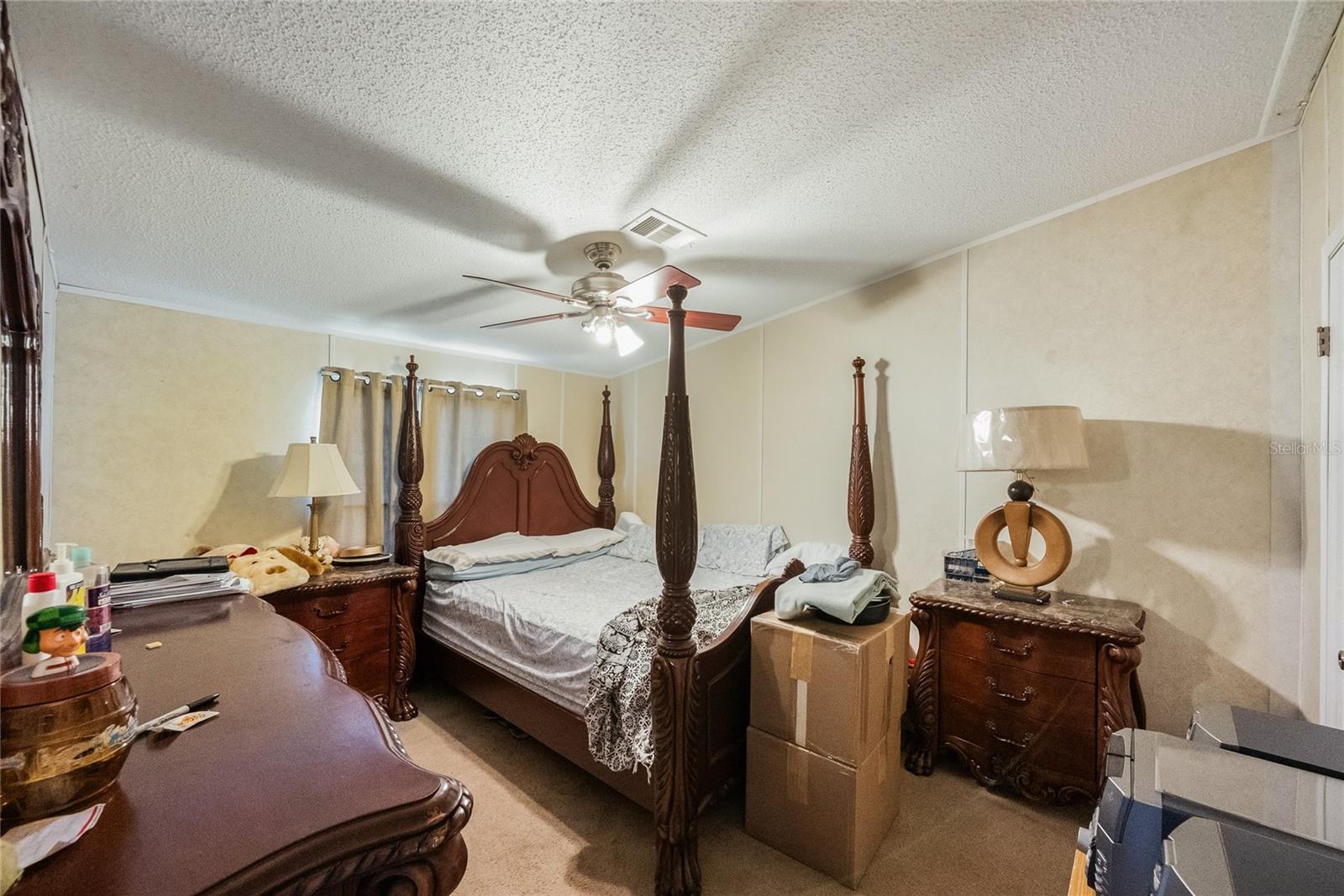 Image 18 of 29 For 306 Evandee Court