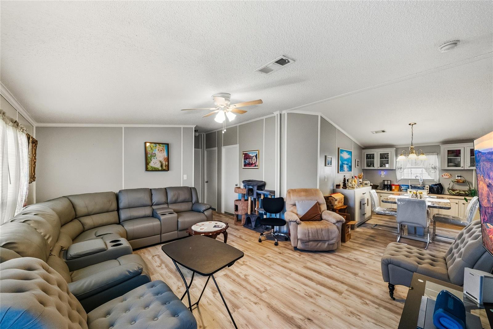 Image 3 of 29 For 306 Evandee Court