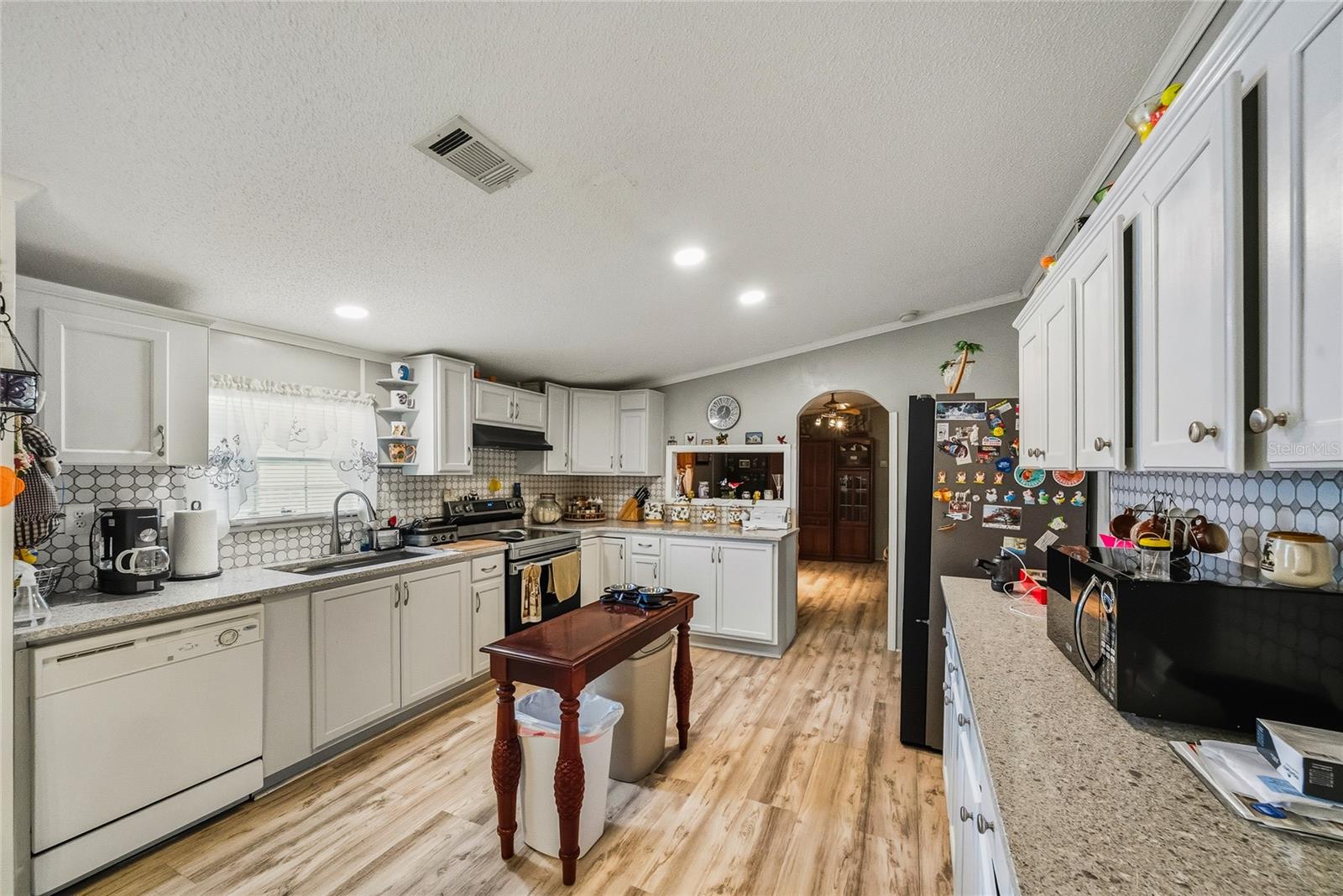 Image 7 of 29 For 306 Evandee Court