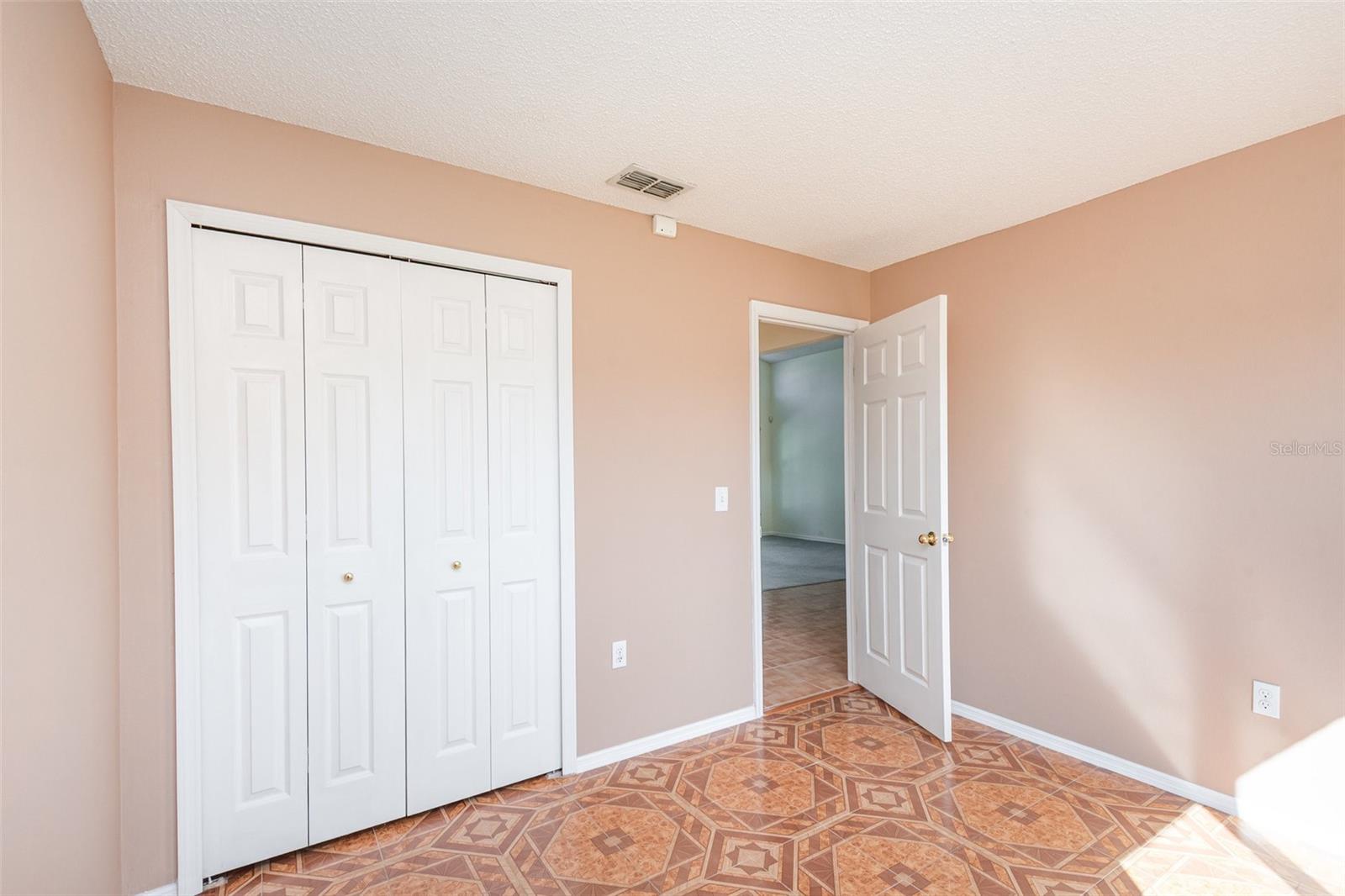 Image 16 of 25 For 844 Delfino Place