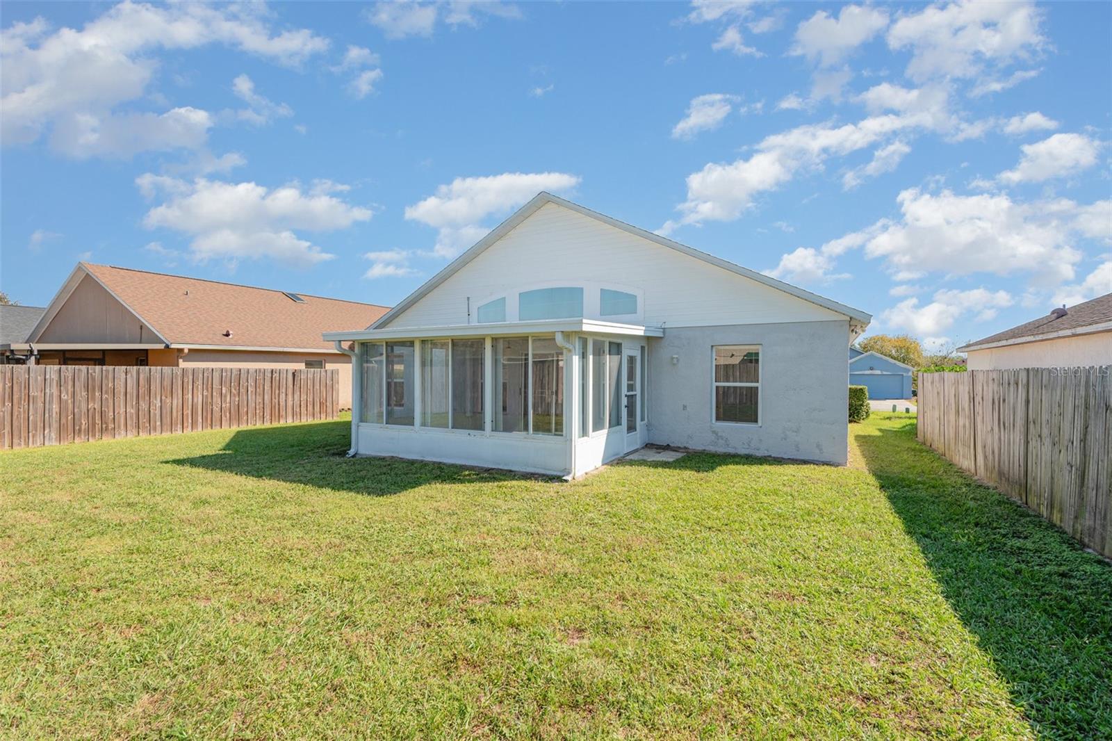 Image 21 of 25 For 844 Delfino Place