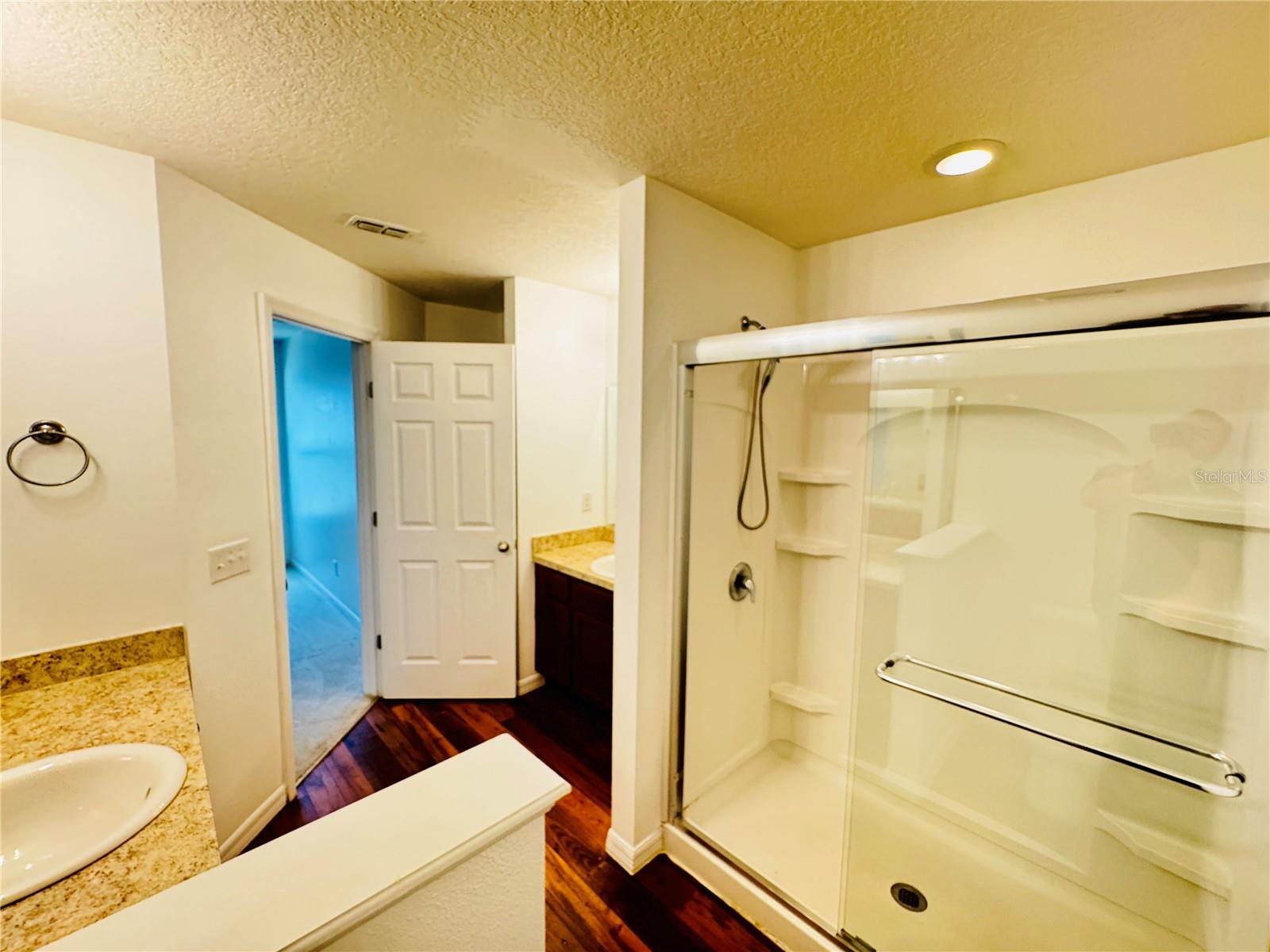 Image 16 of 30 For 1090 Woodlark Drive