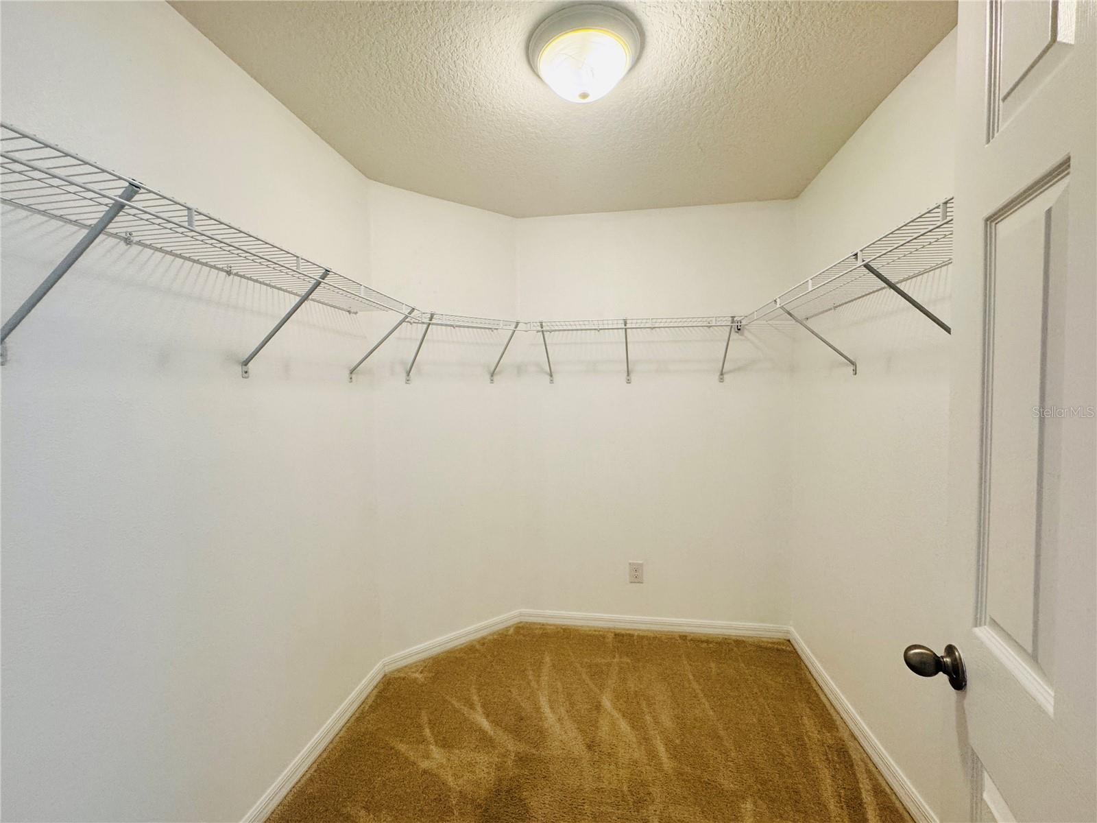 Image 18 of 30 For 1090 Woodlark Drive