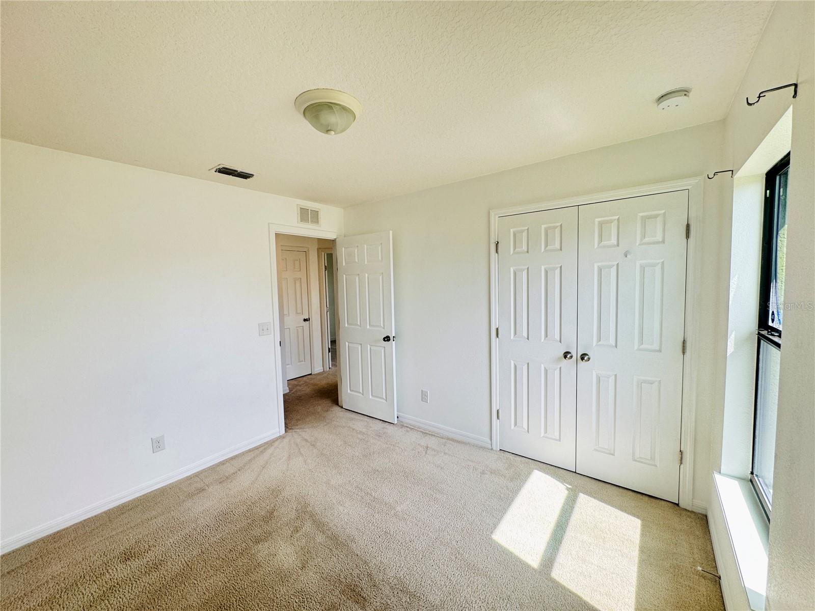 Image 22 of 30 For 1090 Woodlark Drive