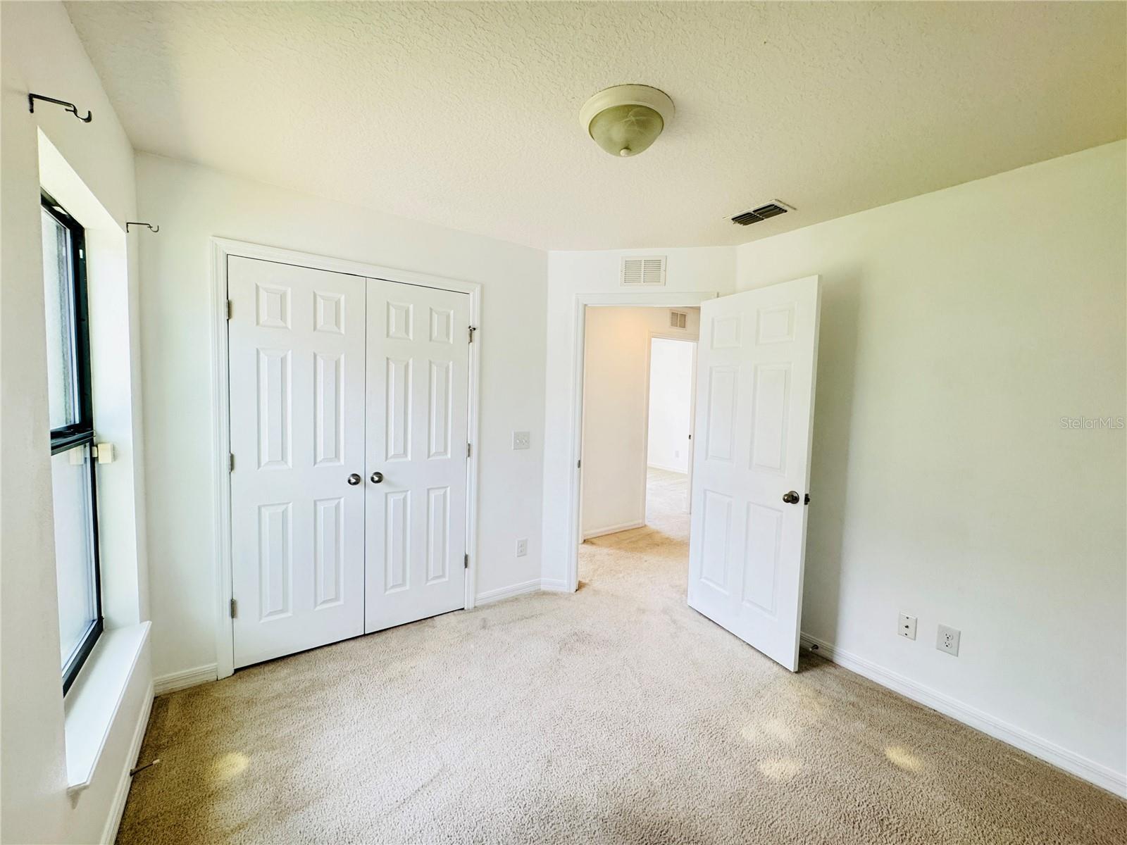 Image 29 of 30 For 1090 Woodlark Drive