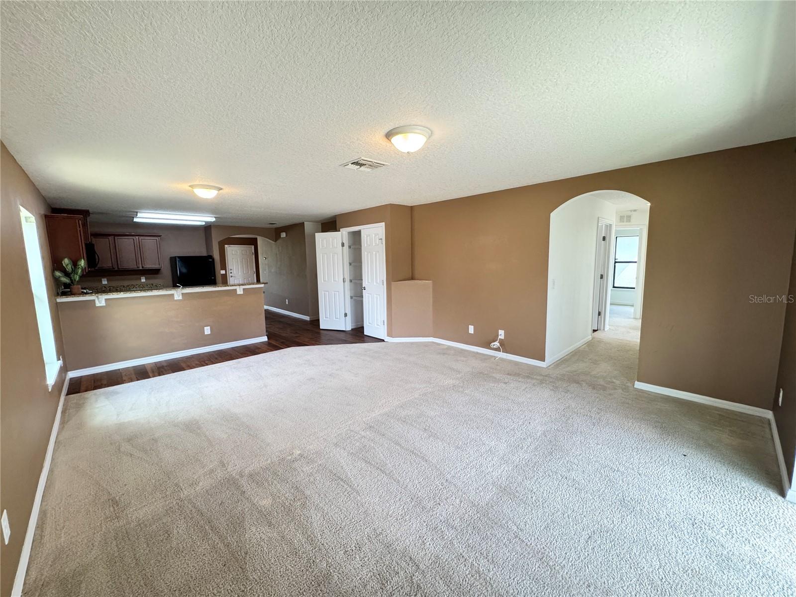 Image 9 of 30 For 1090 Woodlark Drive