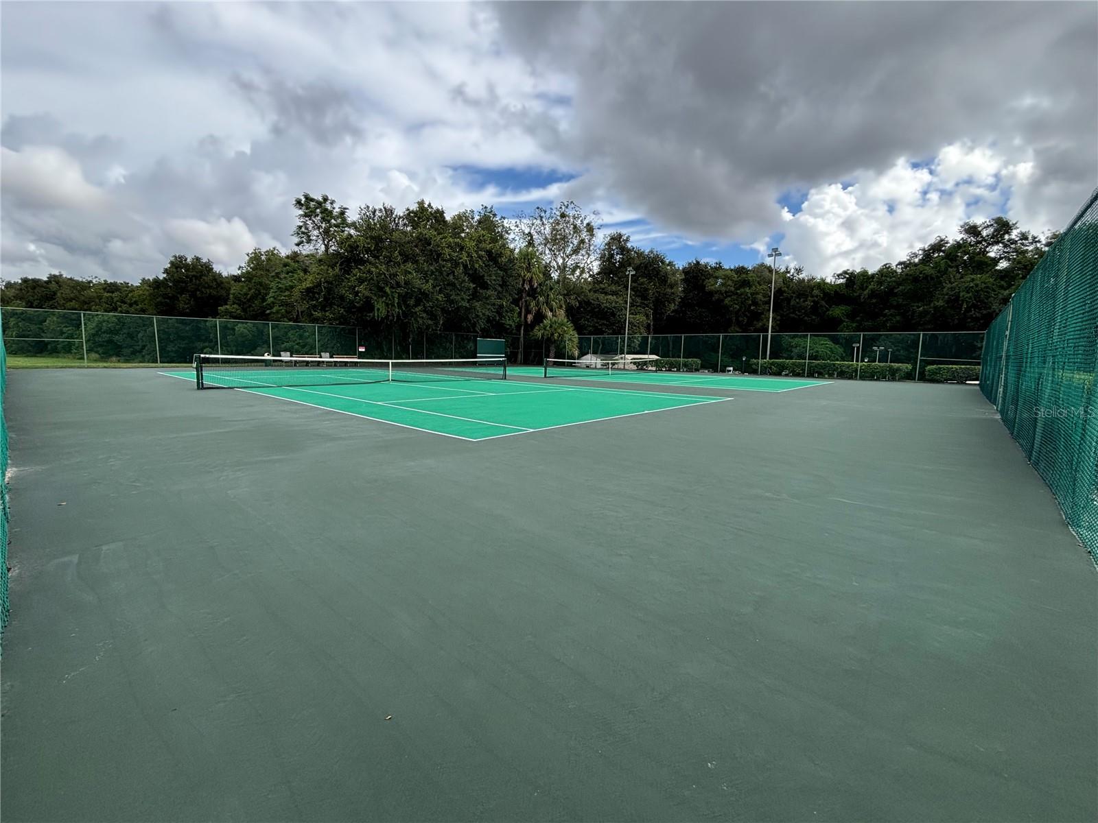 Image 24 of 28 For 2111 Canopy Circle 139