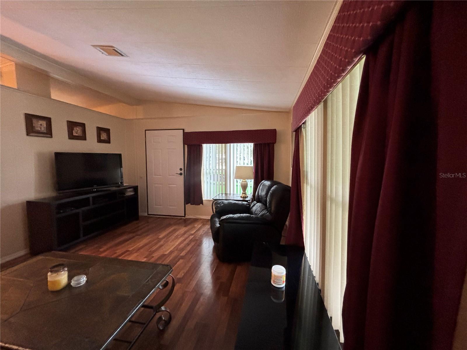 Image 5 of 28 For 2111 Canopy Circle 139