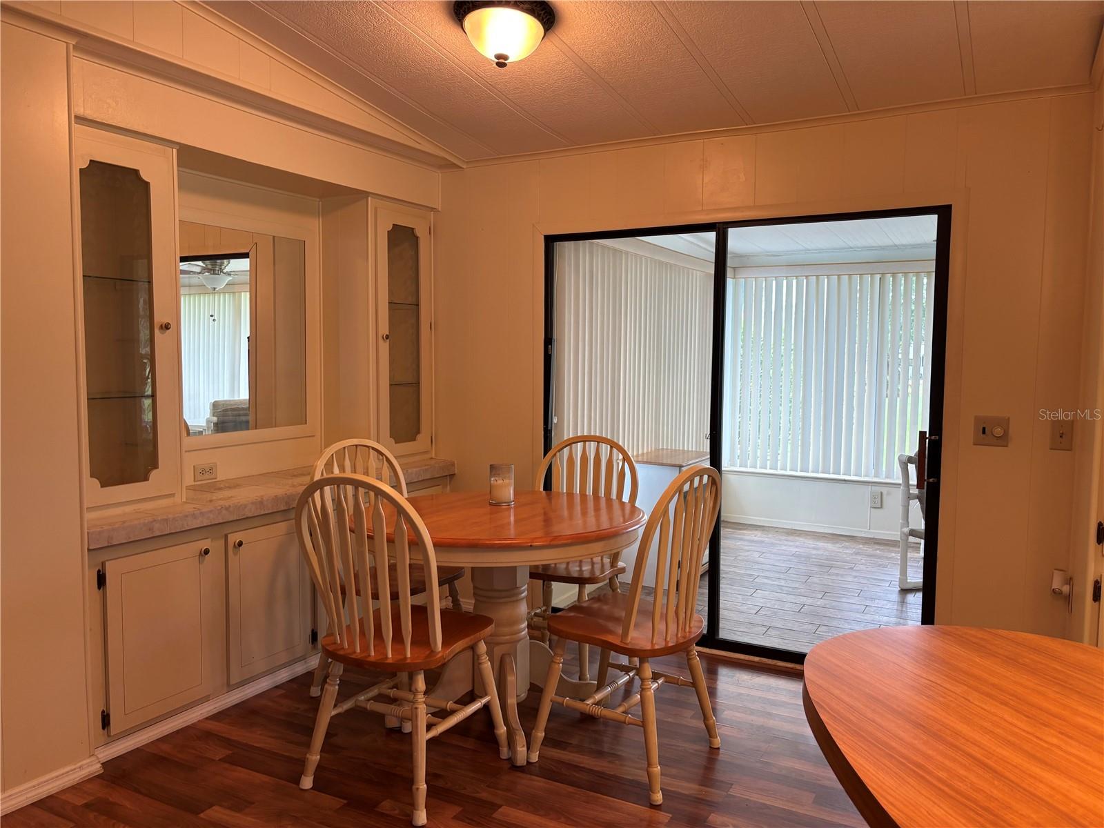 Image 6 of 28 For 2111 Canopy Circle 139