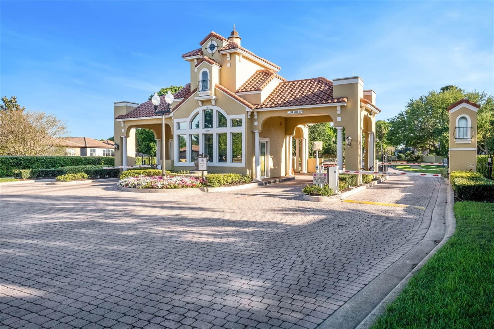 Image 18 of 58 For 8761 The Esplanade  5