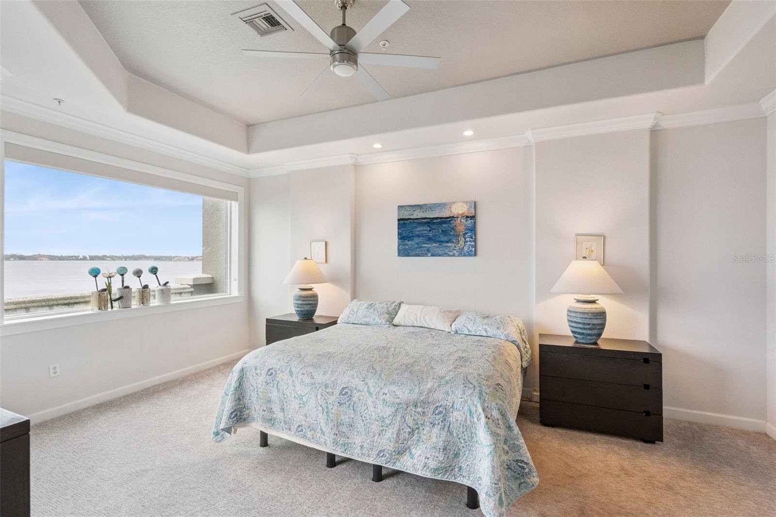 Image 37 of 58 For 8761 The Esplanade  5