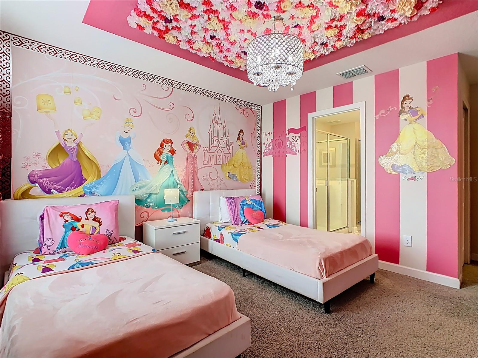 Image 25 of 56 For 2925 Fable Street