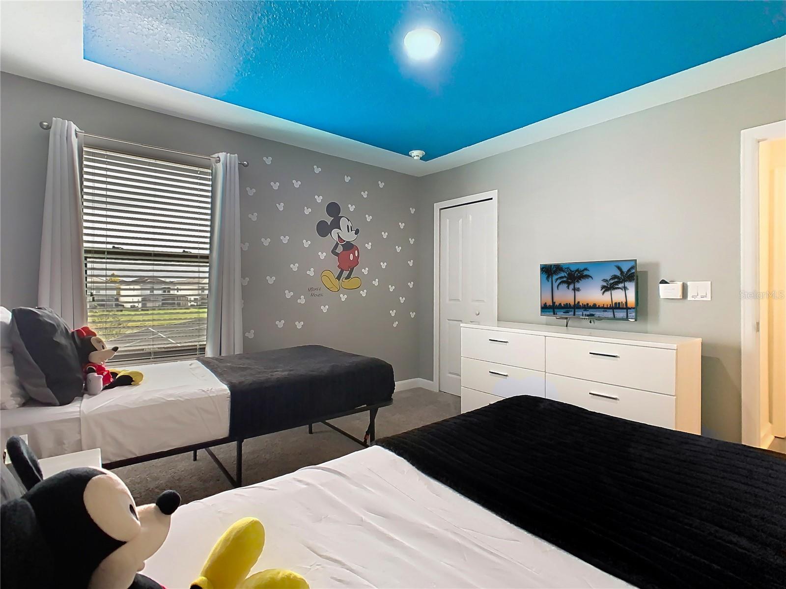 Image 28 of 56 For 2925 Fable Street