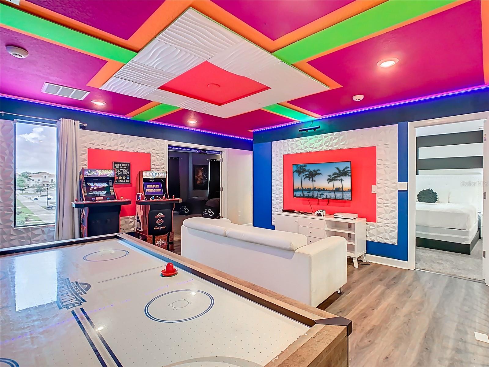 Image 6 of 56 For 2925 Fable Street