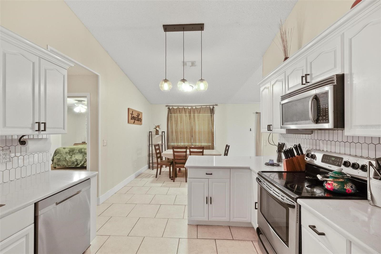 Image 12 of 42 For 4416 Summerfield Court