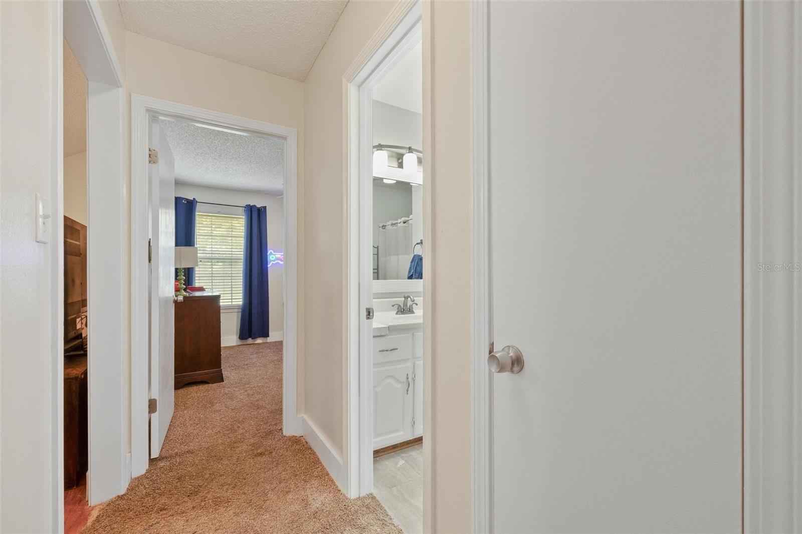 Image 24 of 42 For 4416 Summerfield Court