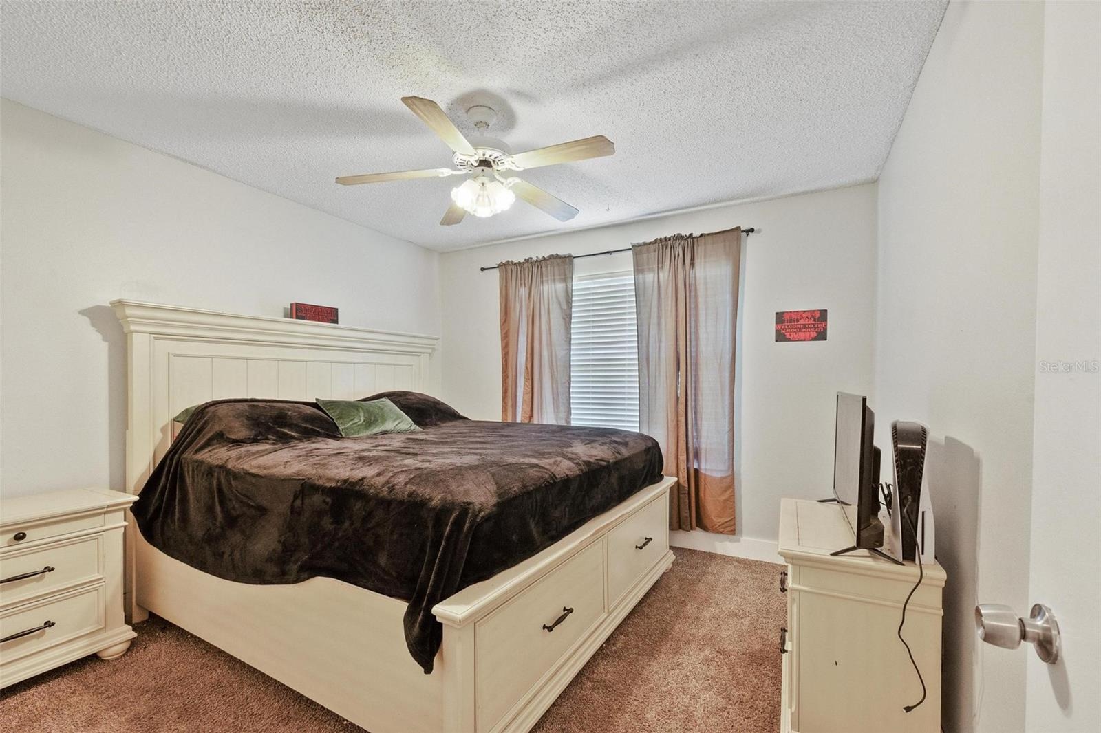 Image 25 of 42 For 4416 Summerfield Court