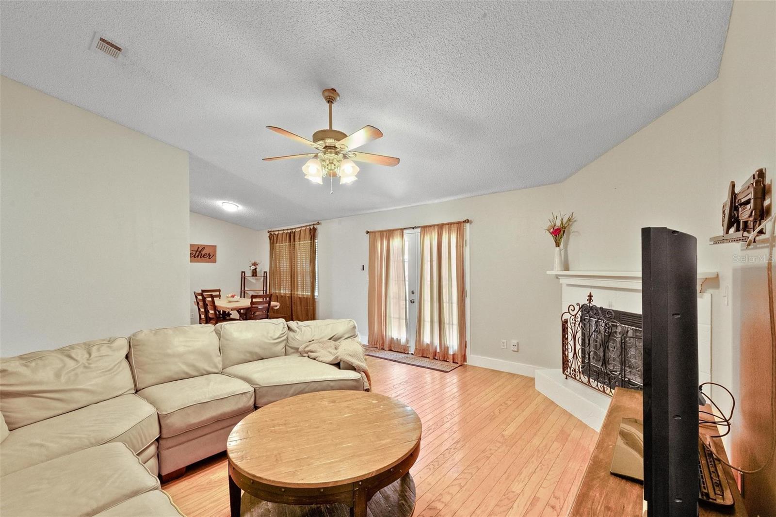 Image 30 of 42 For 4416 Summerfield Court