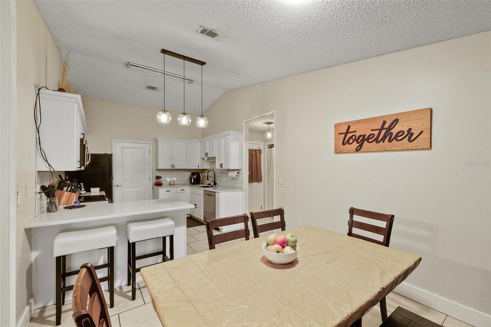 Image 8 of 42 For 4416 Summerfield Court
