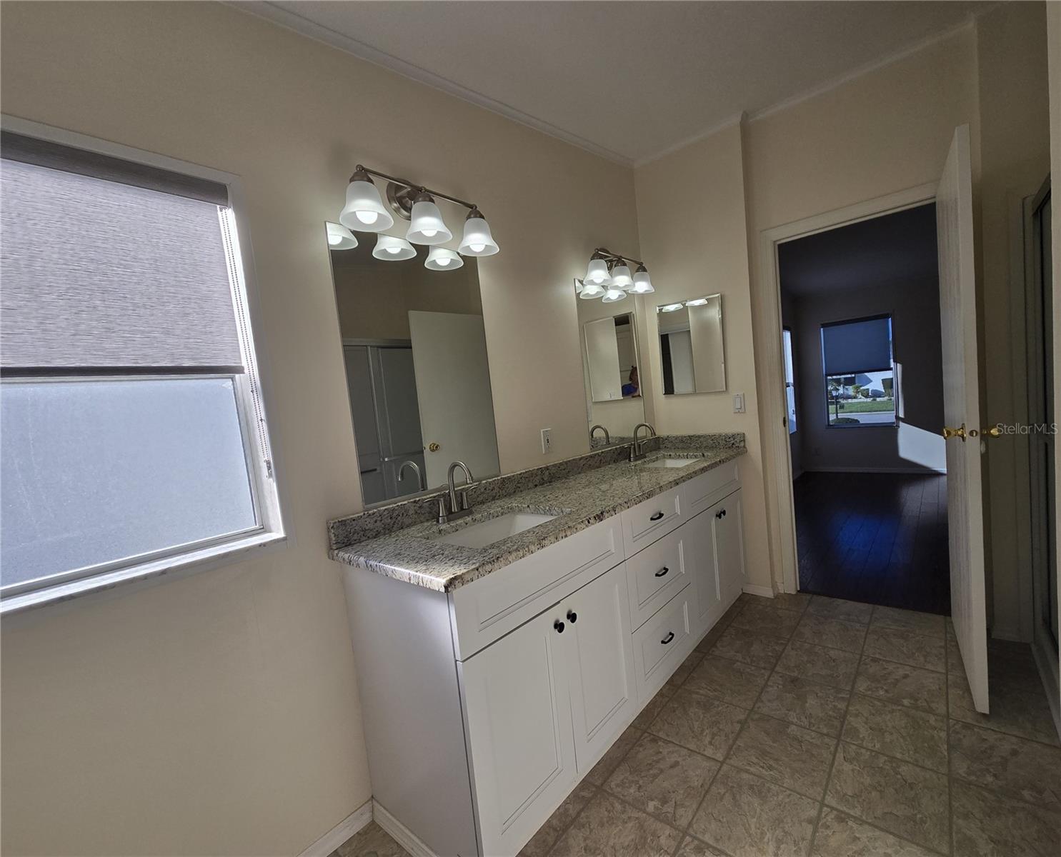 Image 29 of 31 For 2696 Lake Grassmere Circle 1874
