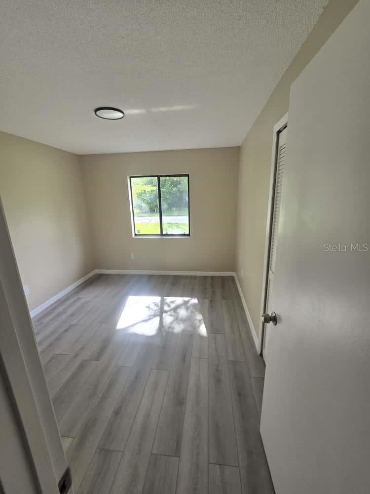 Image 7 of 15 For 611 Bay Avenue