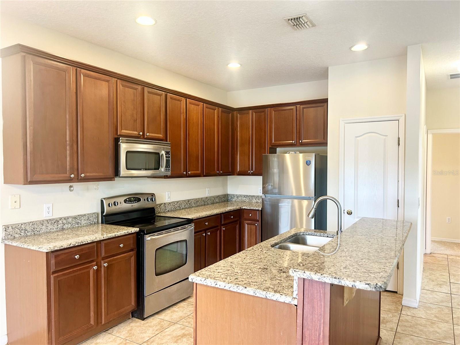 Image 9 of 29 For 3807 Wood Thrush Drive