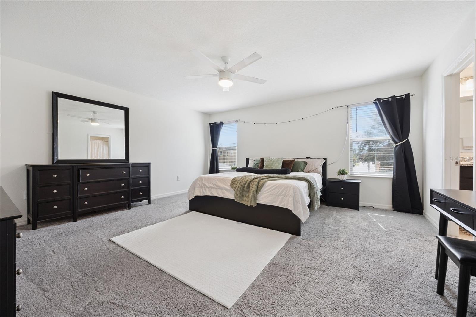 Image 18 of 40 For 1068 Papaya Circle