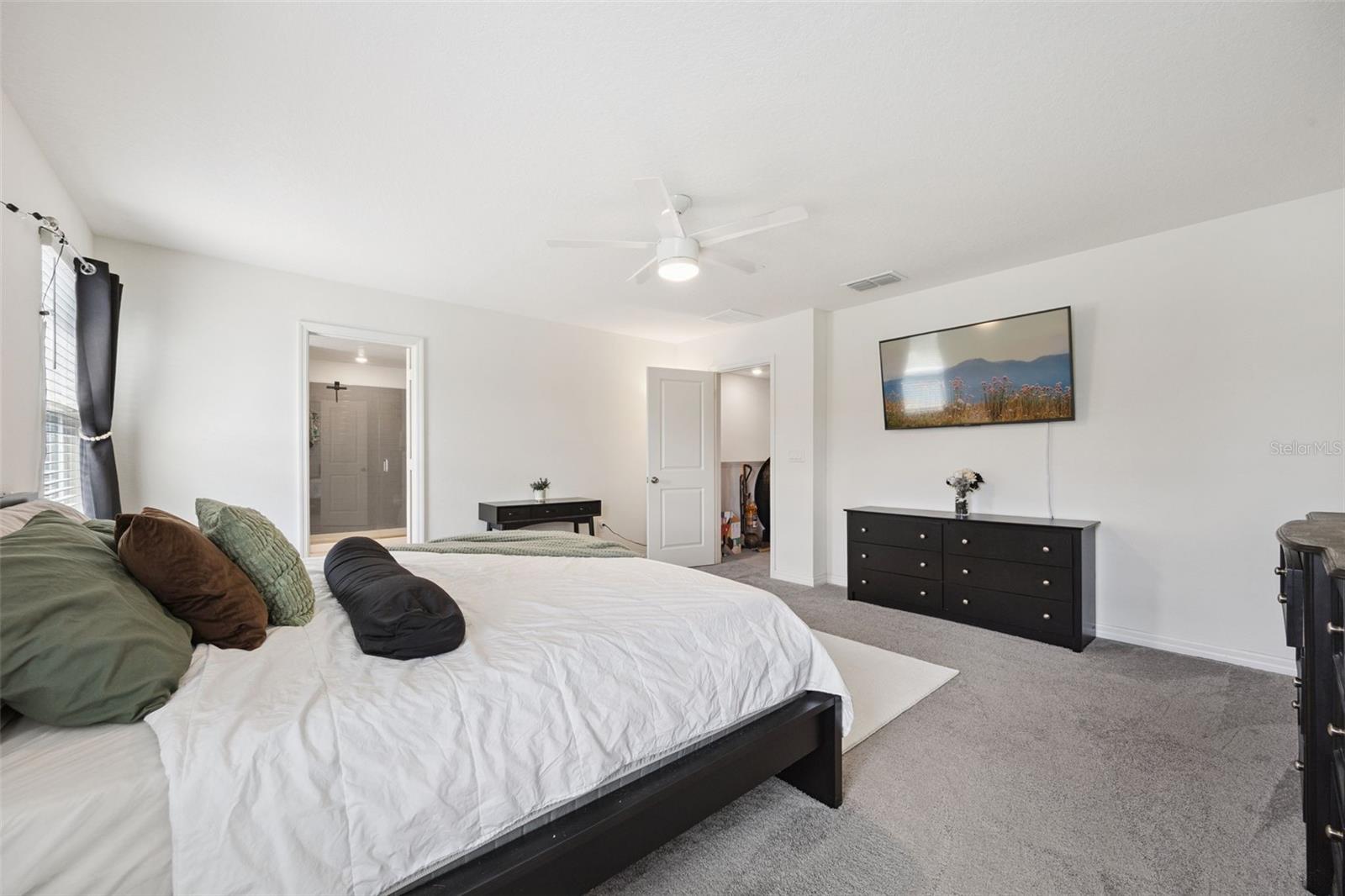 Image 20 of 40 For 1068 Papaya Circle