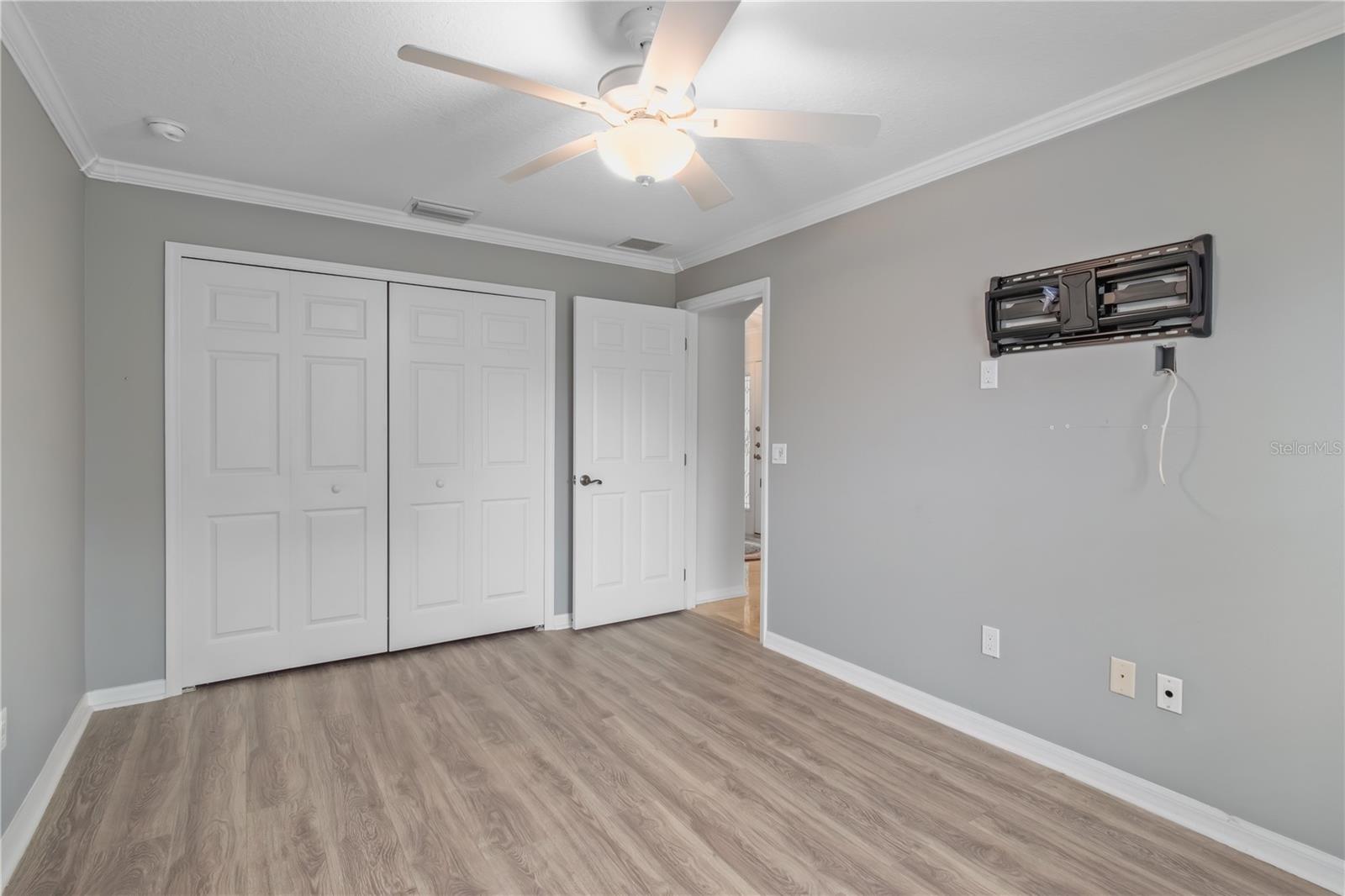 Image 22 of 50 For 15692 11th Court Road