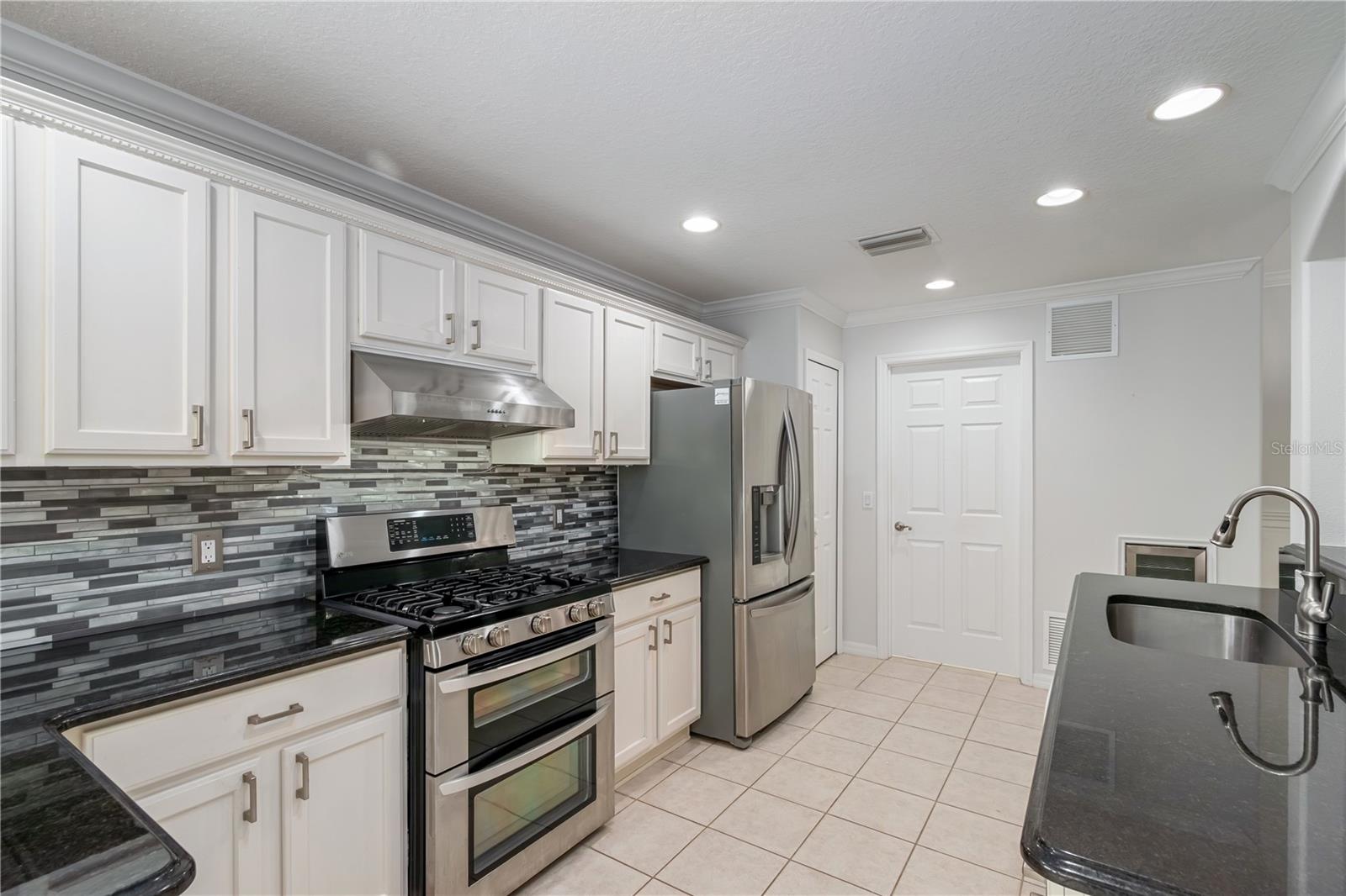 Image 32 of 50 For 15692 11th Court Road