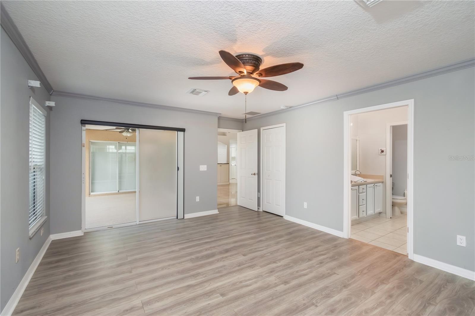 Image 39 of 50 For 15692 11th Court Road