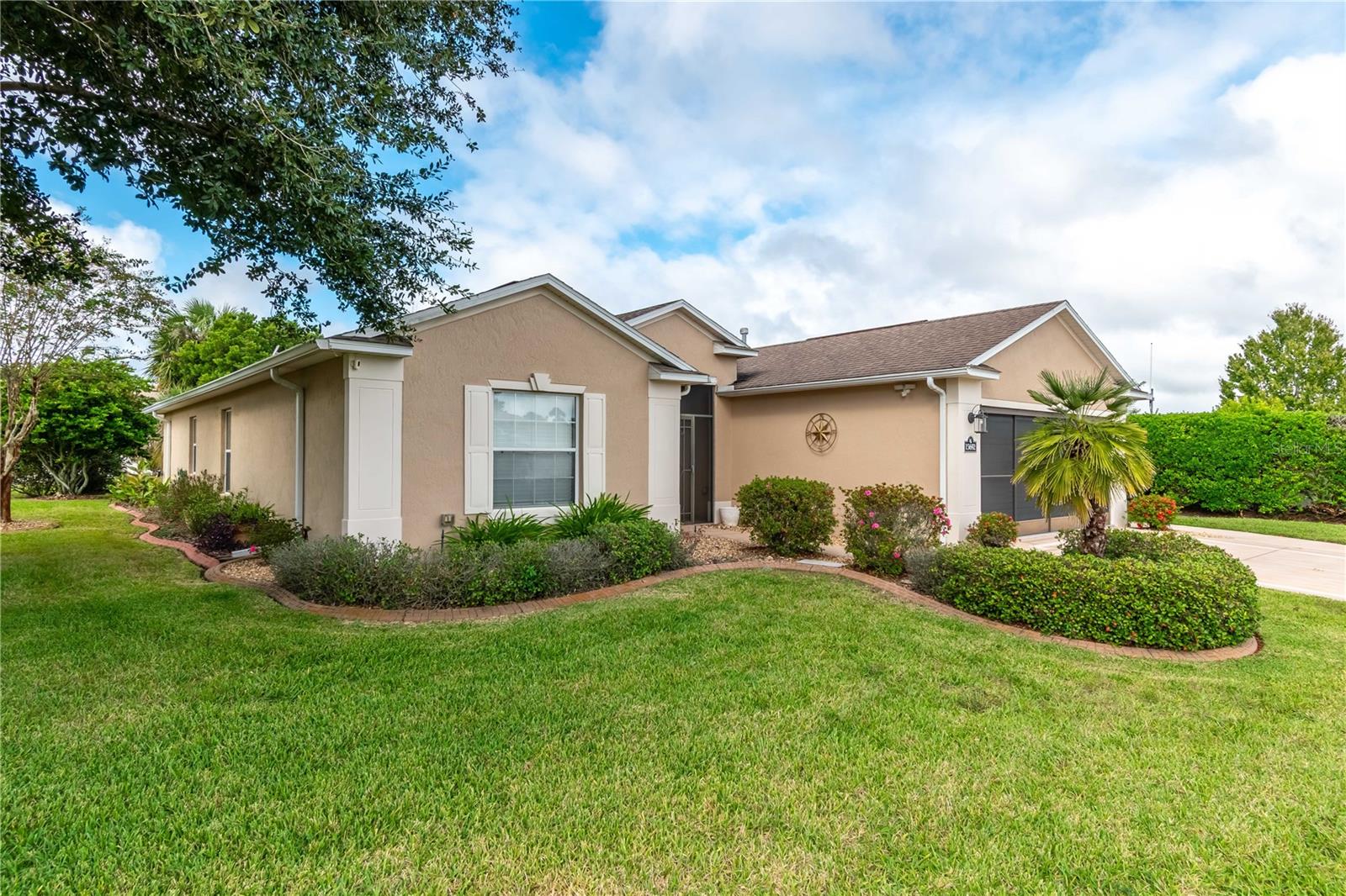 Image 4 of 50 For 15692 11th Court Road