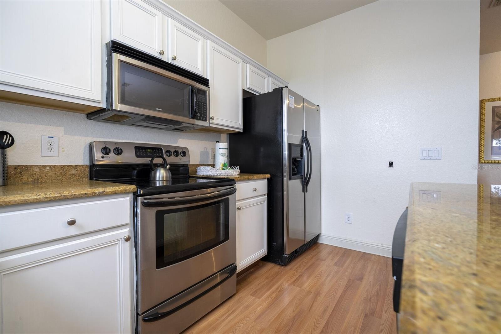 Image 14 of 48 For 3132 Calabria Avenue