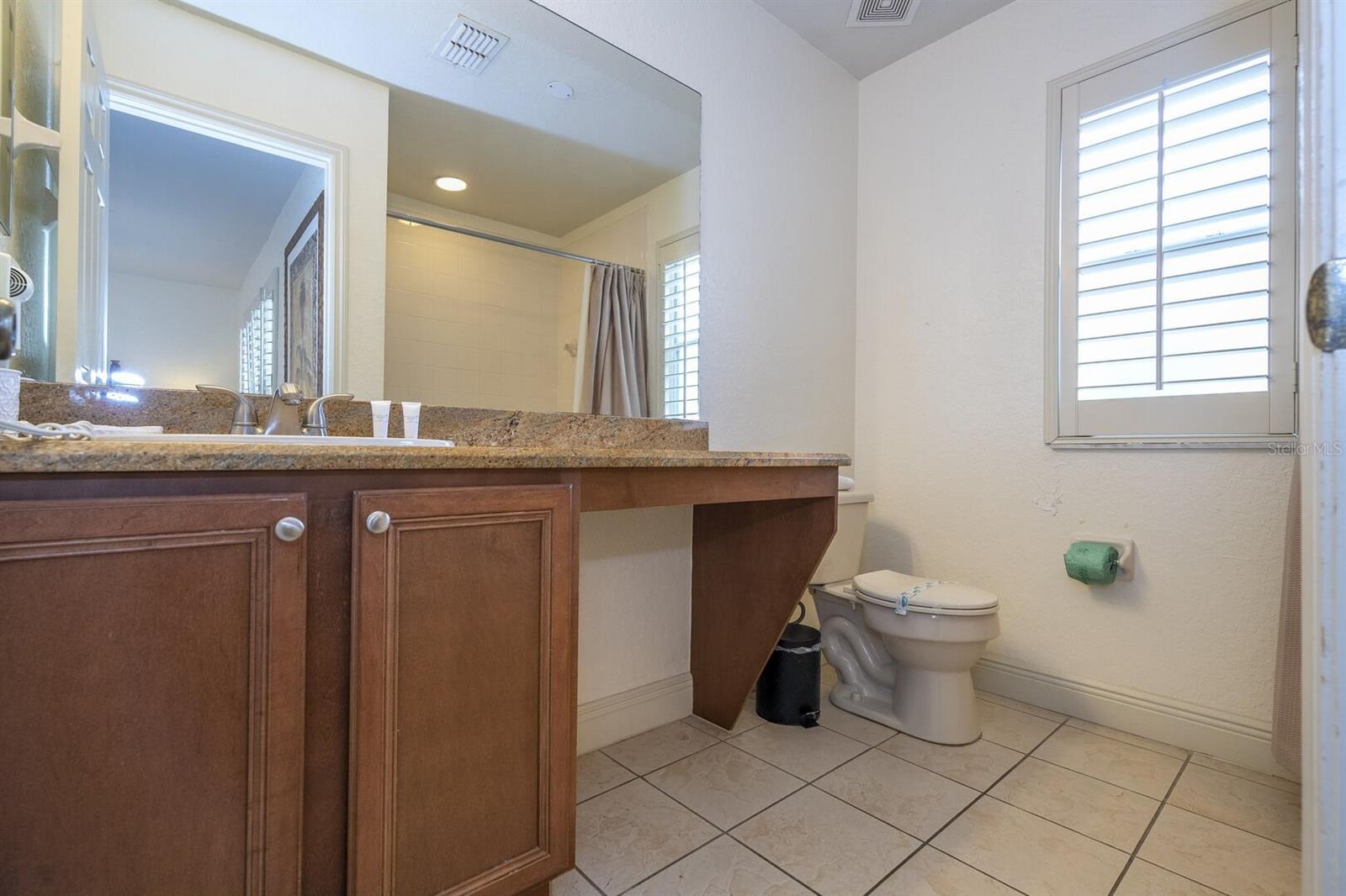 Image 34 of 48 For 3132 Calabria Avenue