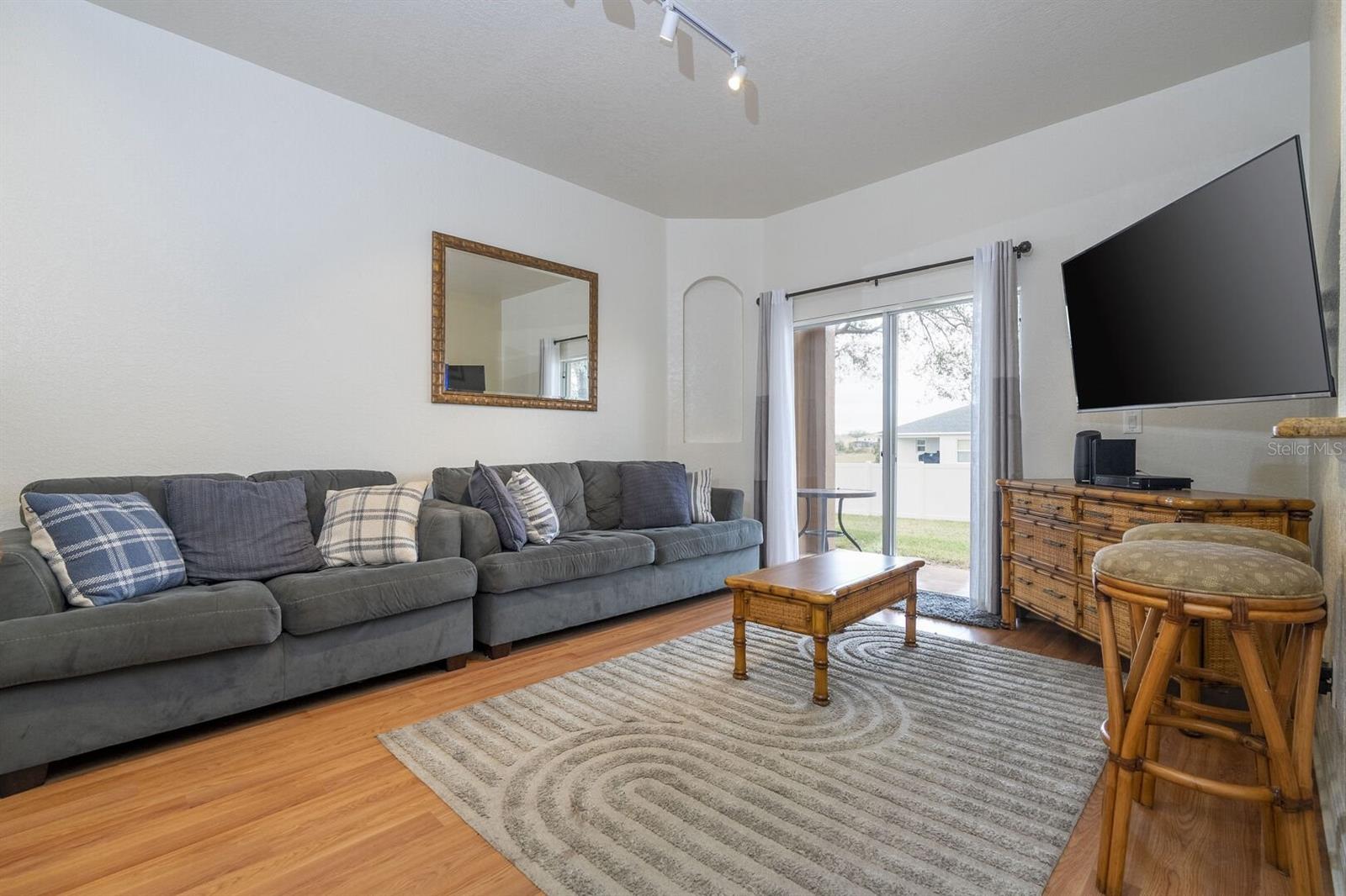 Image 9 of 48 For 3132 Calabria Avenue