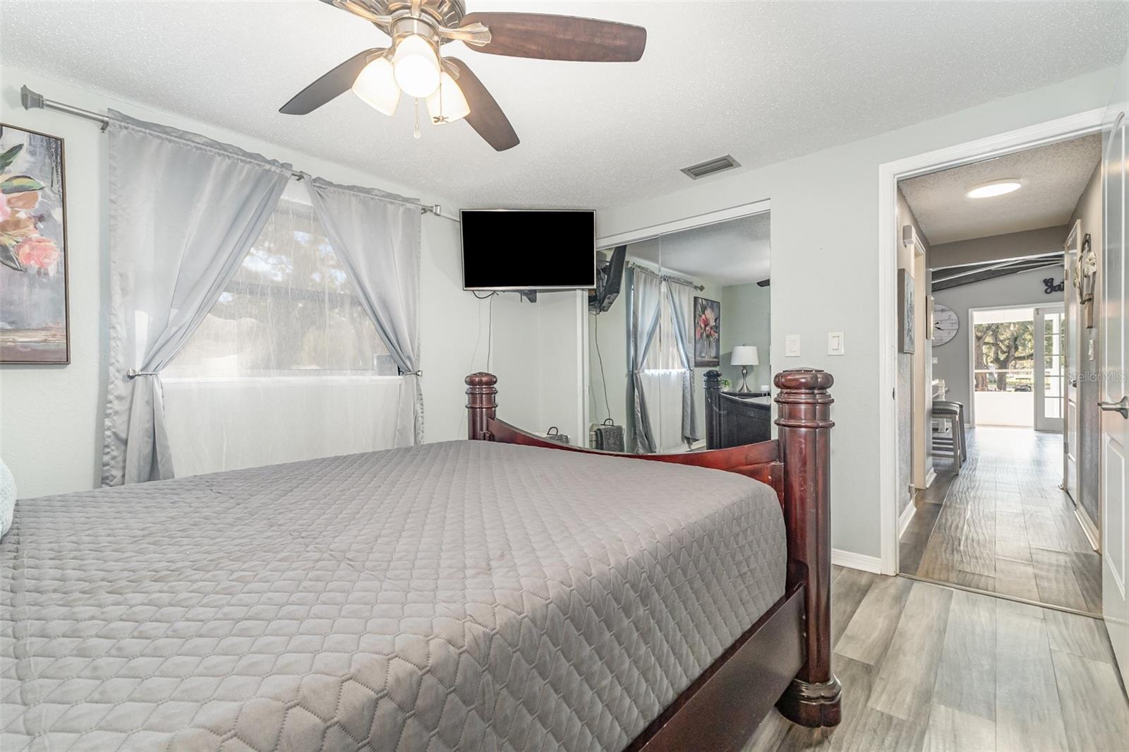 Image 19 of 30 For 176 989th Street