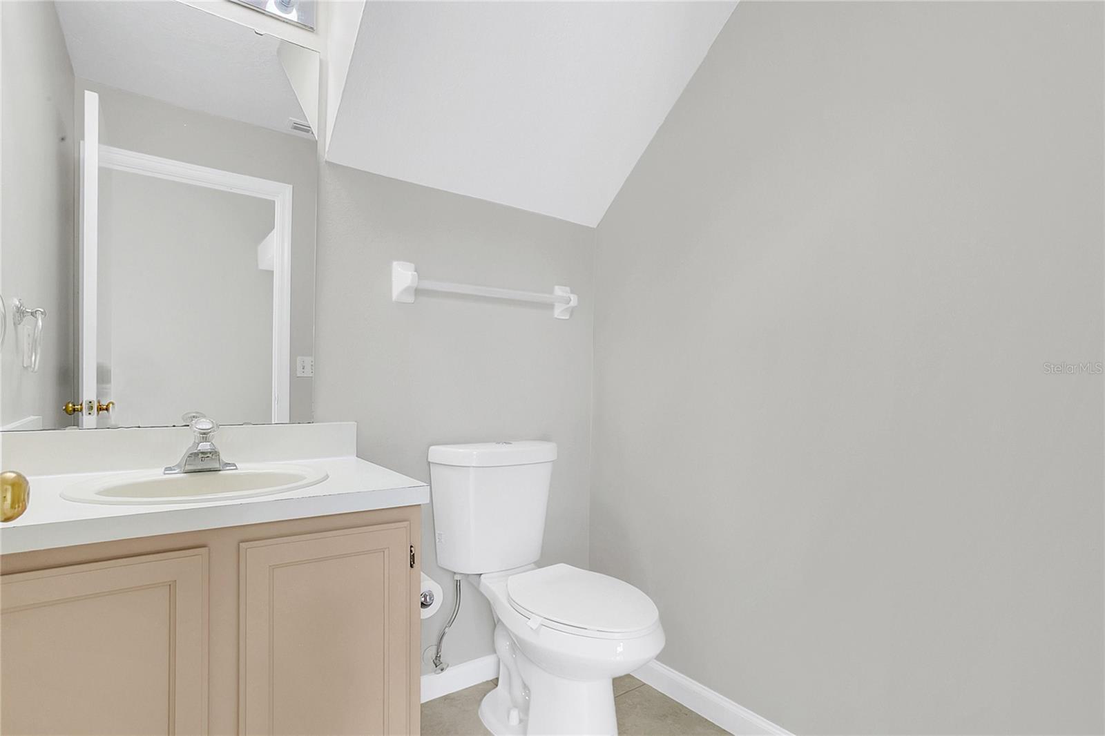 Image 16 of 38 For 13521 Mallard Cove Boulevard