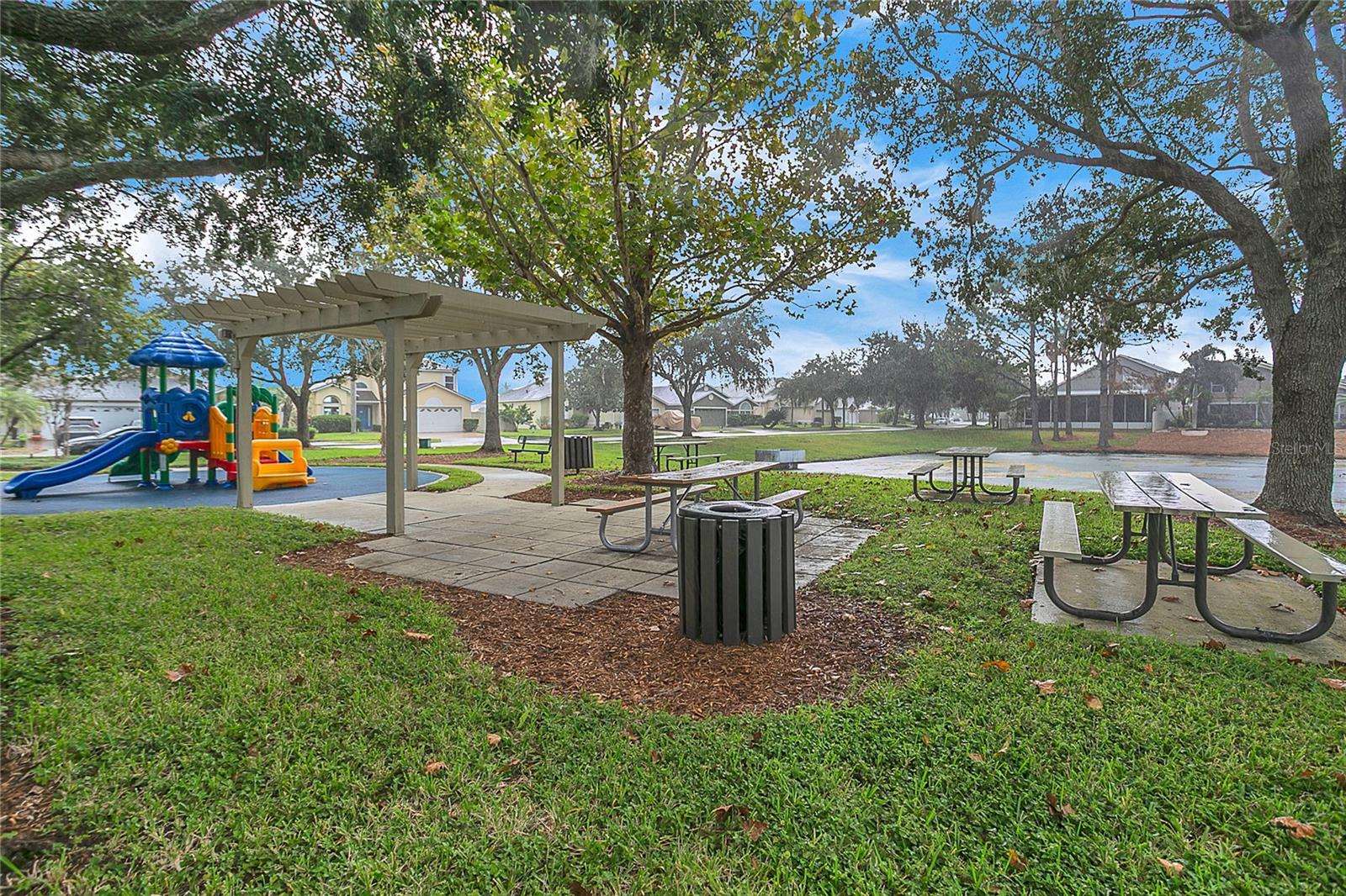 Image 31 of 38 For 13521 Mallard Cove Boulevard