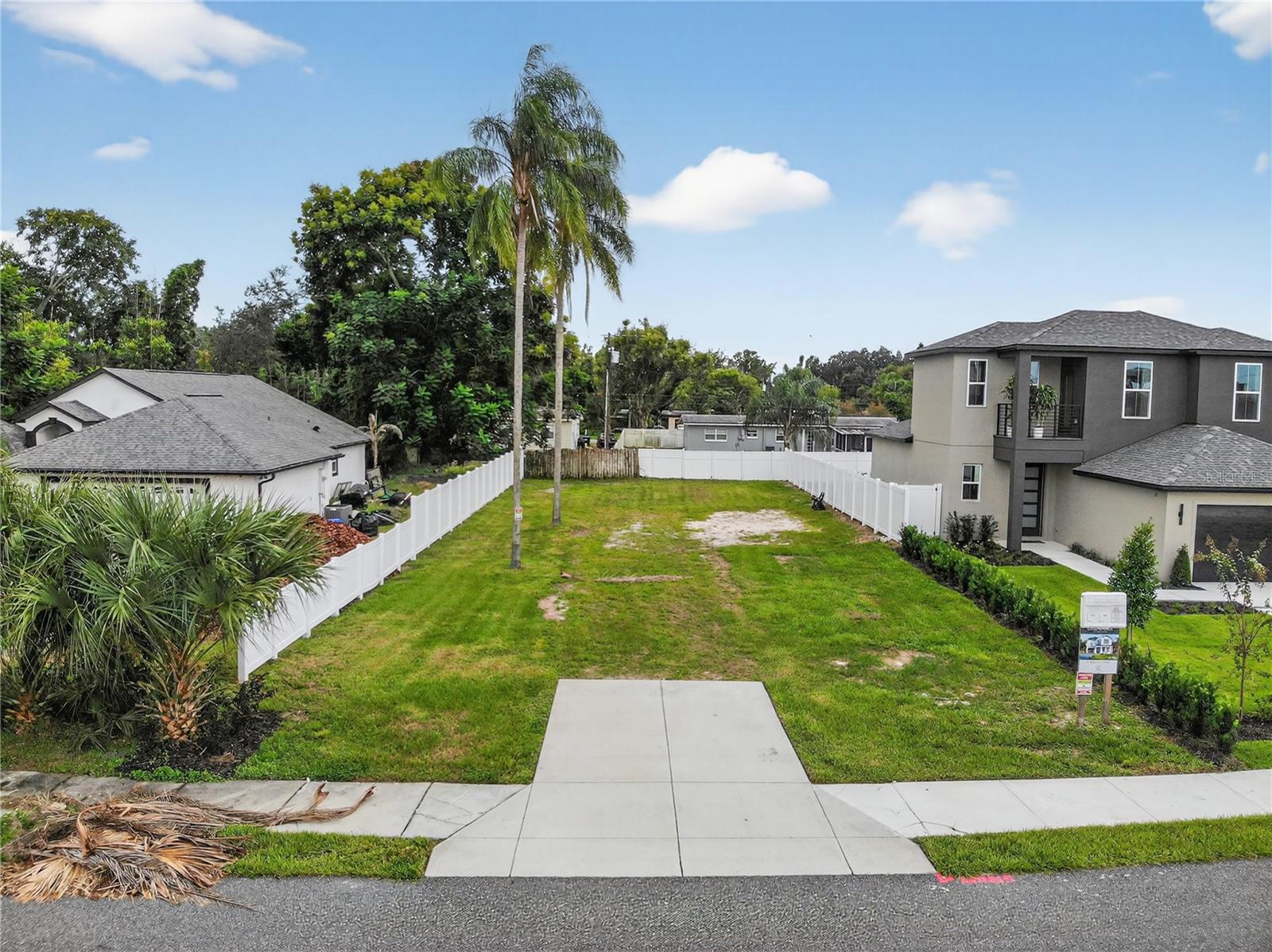 Image 2 of 18 For 1012 Courtland Street