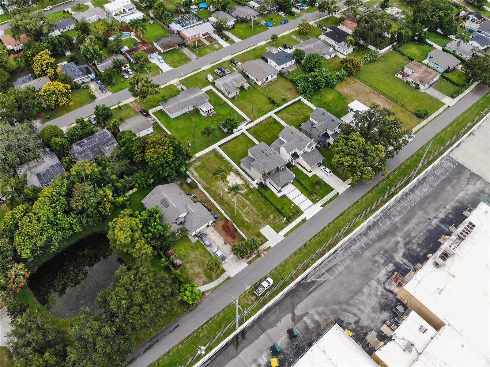 Image 5 of 18 For 1012 Courtland Street